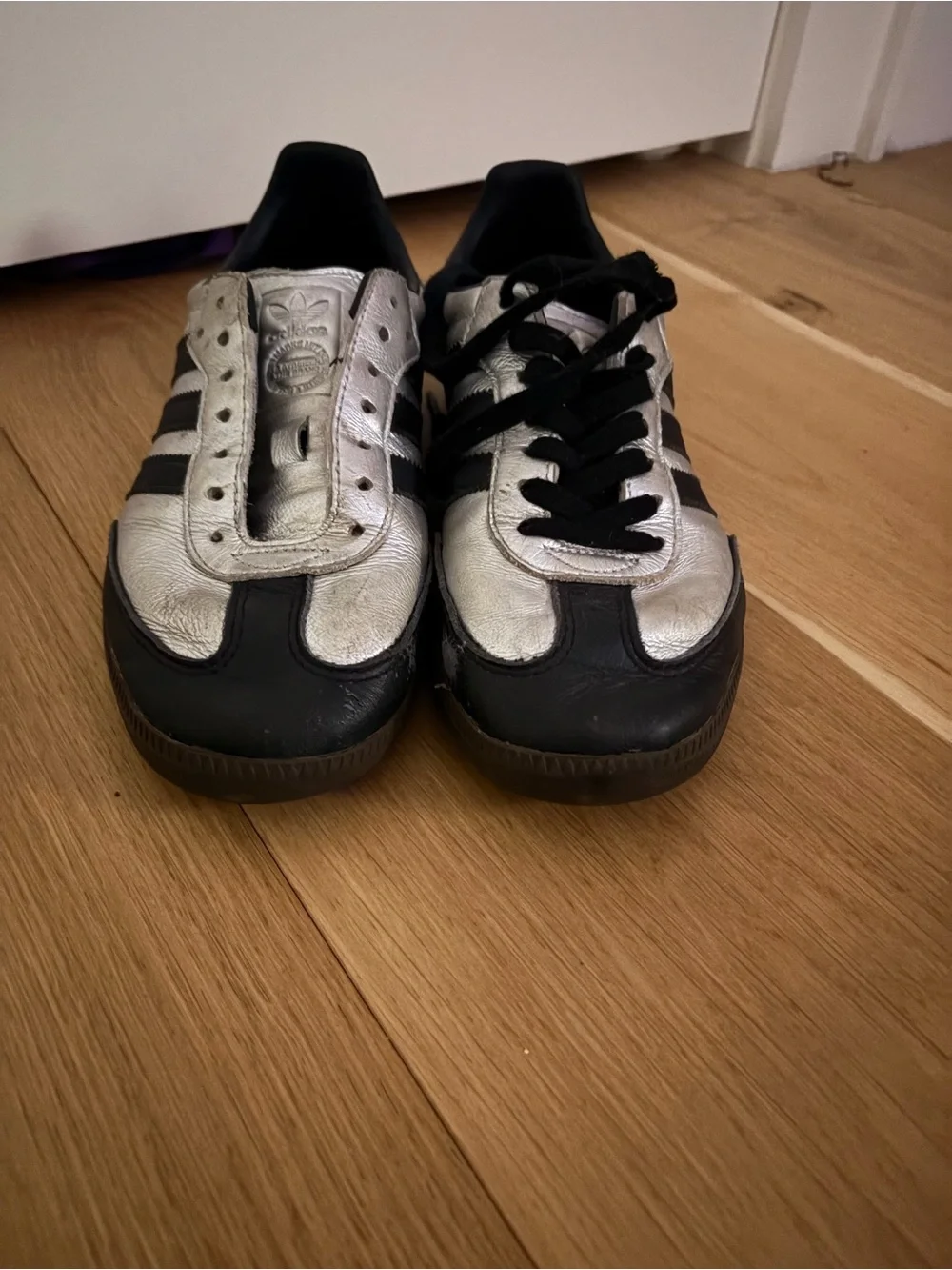 Addidas sambas size 8.5